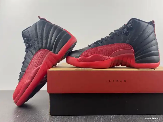 Jordan 12 Game Flu (2016) Retro 130690-002 0522